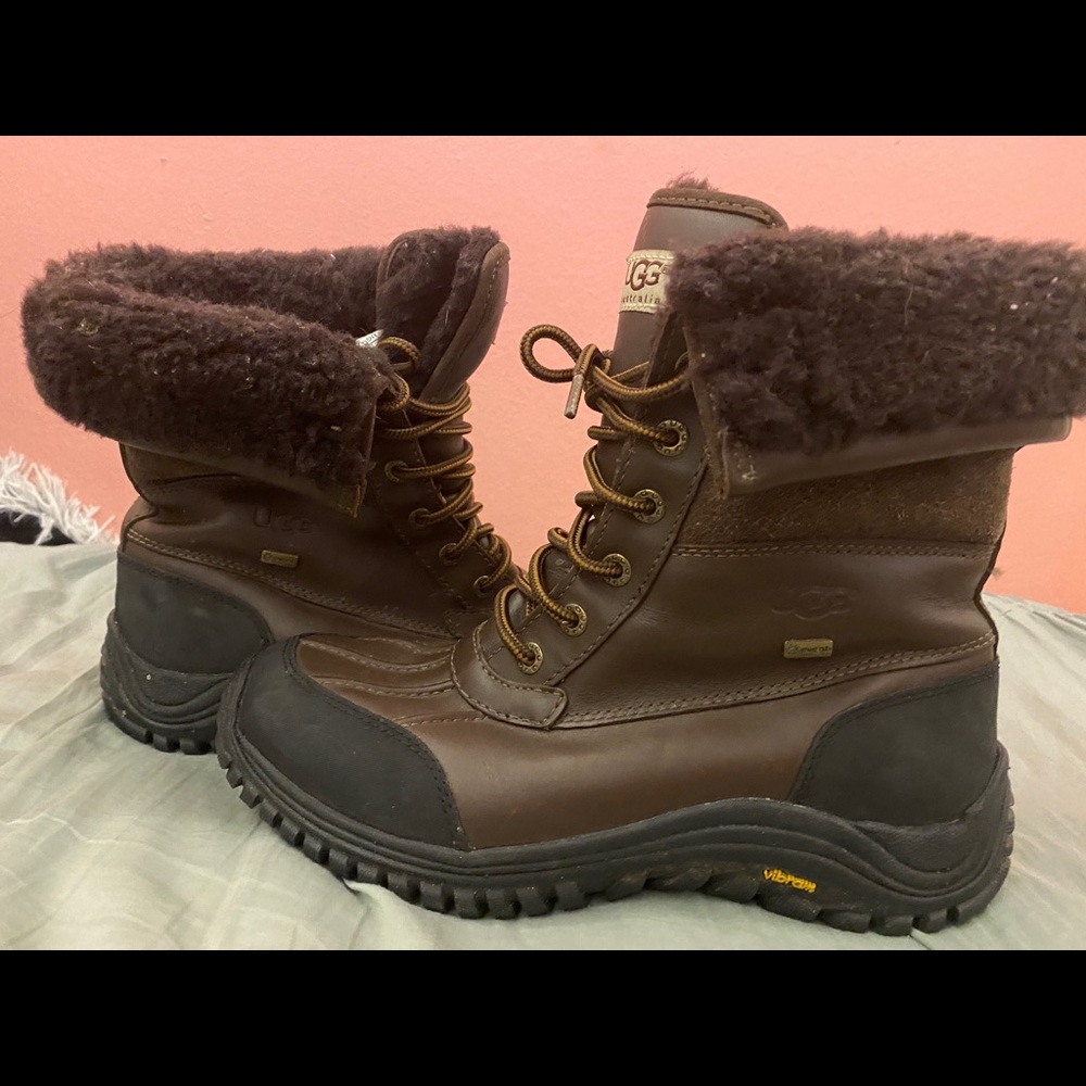 Ugg Brown Snow Boots